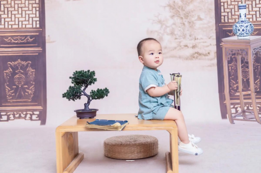 滕州孕妇肚子上的黑线
